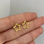 Brinco Estrela Vazado M