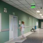Luminária Led De Emergência 1w 6000k Saída Verde Bivolt