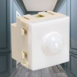 Balizador 1w 3000k C/sensor Presença Bivolt Sleek Margirius