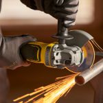 Esmerilhadeira Angular 4 1/2 Pol 20V Max Litio Brushless S/ Bateria