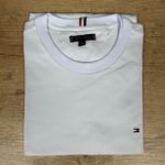 Camiseta TH Branco.