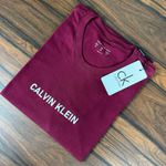 Camiseta CK Vinho DFC