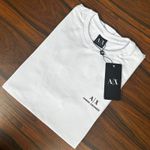 Camiseta Armani Branco. 