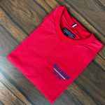 Camiseta TH Vermelho.