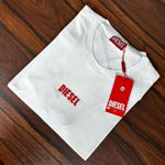 Camiseta Diesel Off White.