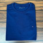 Camiseta Aramis Azul. 