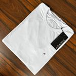 Camiseta Aramis Branco. 