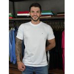 Camiseta Aramis Branco. 
