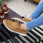 DOCKSIDER COURO CARAMELO