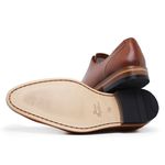 SAPATO SOCIAL DERBY LISO CARAMELO - SOLA COURO