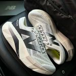 New balance Fullcell elite Branco/Preto