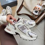 Tênis New Balance 530 Branco e Marrom