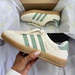 Tênis Gazelle Bege e Verde