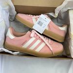 Tênis Gazelle Rosa e Branco