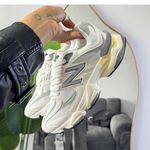 Tênis New Balance 9060 Sea Salt - Bege