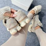 Tênis New Balance 9060 Bege