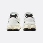 Tênis New Balance 9060 Branco e Preto