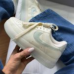 Tenis Air Force Branco com Verde Caramelizado