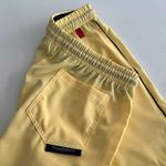 Bermuda Tactel Poliamida DSL Elastano - Amarelo