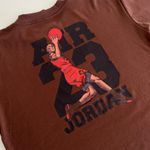 Camiseta Over NK - Marrom escuro