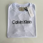Camiseta SUPREME - Branco