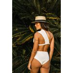 TOP DRAPEADO OMBRO SÓ TEXTURA OFF WHITE E CALCINHA HOT PANTS DRAPEADA MADEPÉROLA TEXTURA OFF WHITE
