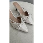 Scarpin Mule com laço Verniz salto 7cm