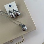 Conjunto Gota prateada