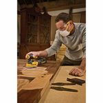 LIXADEIRA ROTO ORBITAL 5 127V DWE6421-BR DEWALT
