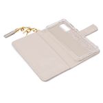 CAPA CARTEIRA COURO PINGENTES MARFIM