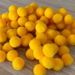 Pompom 1cm Amarelo Ouro- Cores aproximadamente 100un