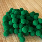 Pompom 1cm Verde Bandeira - Cores Aproximadamente 100un
