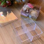 Caixa Acrílica Com Divisória Transparente 7x7x4cm - 10un