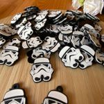 Aplique Emborrachado Star Wars Darth 3,5cm Branco/Preto - 10un
