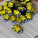 Aplique Emborrachado Pikachu pokebola pokemon 2,5X4cm 10 unidades