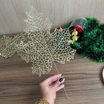 Galho Enfeite de Natal Dourado Glitter 26cm N09480-1 - Folha Vazada para Árvore e Decoração de Festa