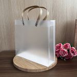 Sacola de Plástico PVC Leitosa C/Alça Kraft - 26X24X8CM 