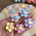 APLIQUE RESINA FLOR 3D 3CM 10 UN C/GLITTER TRANSL. CORES SORT.