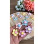APLIQUE RESINA FLOR 3D 3CM 10 UN C/GLITTER TRANSL. CORES SORT.