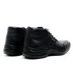 Bota Masculina em Couro Preto