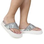 Rasteirinha sola Alta com Pedraria e Brilho Prata