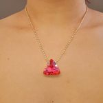 Colar Folheado A Ouro 18K Triângulo Rosa Escuro 