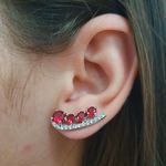 Brinco Ear Cuff Com Zircônia Círculo Prata Vermelho 