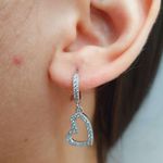 Mini Argola Com Zircônia Coração Prata Branco 