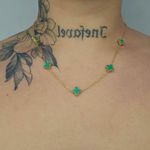 Colar Dourado Trevo Verde 