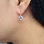 Brinco Com Zircônia Coração Dourado Branco 