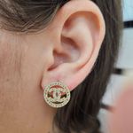 Brinco Com Zircônia Chanel Dourado 