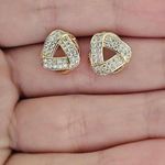 Brinco Com Zircônia Nó Dourado 