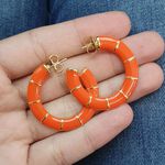 Argola Folheada Esmaltada Dourada Laranja 