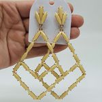 Brinco Dourado Branco 